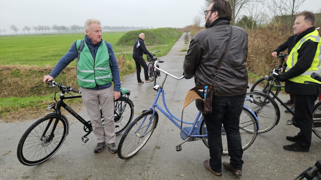 Fietstocht Warffum Alert op 16 november 2024 - fotograaf: Anton van der Salm